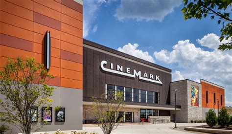 Cinemark spring hill theater. Things To Know About Cinemark spring hill theater. 